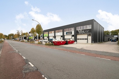 Bekijk foto 2 van Industrieweg 64