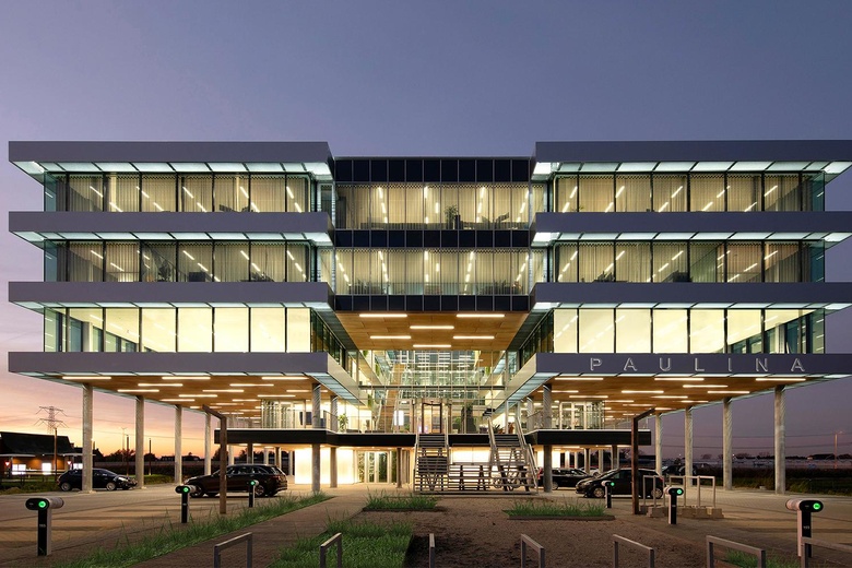 KantoorruimteaanHonderdland 1034<br/> inMaasdijk