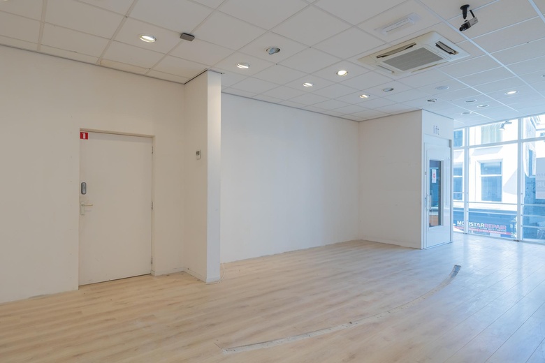 WinkelruimteaanHaarlemmerstraat 5 - 7<br/> inLeiden