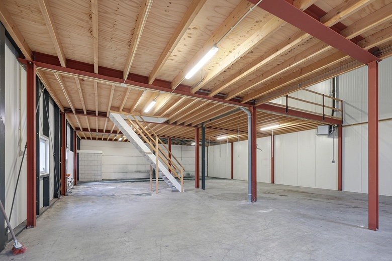 BedrijfsruimteaanAngstelpark 201<br/> inNieuwersluis