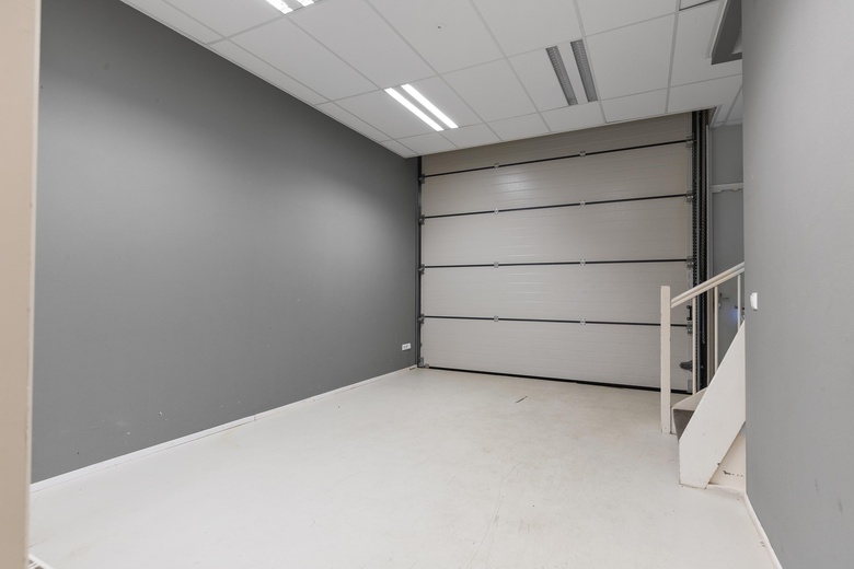 BedrijfsruimteaanGerrit Bolkade 64 f<br/> inZaandam