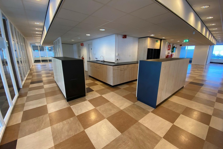 KantoorruimteaanMarconistraat 2<br/> inRotterdam KantoorruimteaanMarconistraat 2<br/> inRotterdam