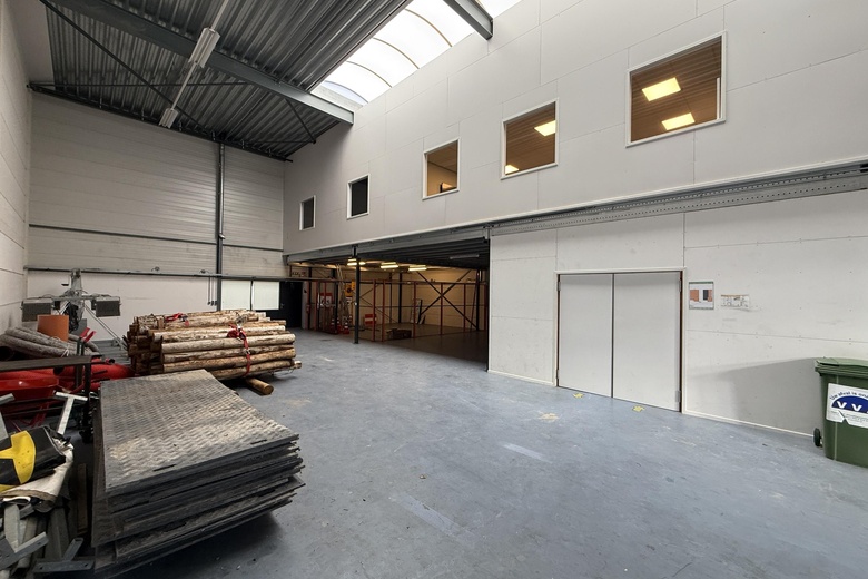 BedrijfsruimteaanOosterparkweg 35 f<br/> inRidderkerk