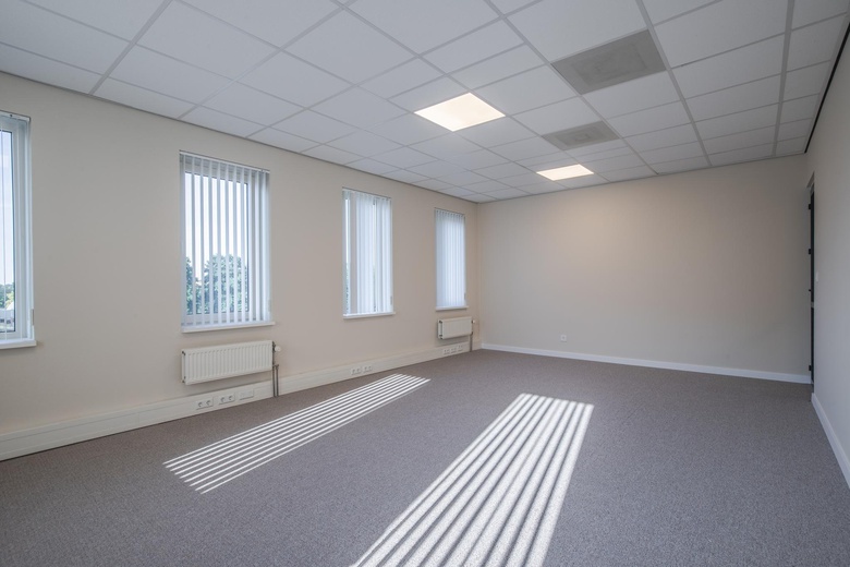 KantoorruimteaanMercurion 24<br/> inZevenaar KantoorruimteaanMercurion 24<br/> inZevenaar