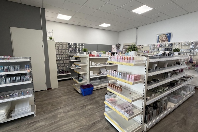 BedrijfsruimteaanFrankweg 29<br/> inNieuw-Vennep