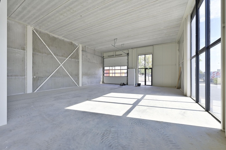 BedrijfsruimteaanHarselaarseweg 90 16<br/> inBarneveld