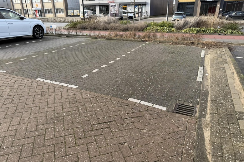 BedrijfsruimteaanJulianaweg 200 a<br/> inVolendam