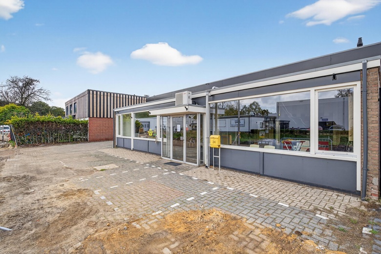 BedrijfsruimteaanHamerstraat 24<br/> inHengelo