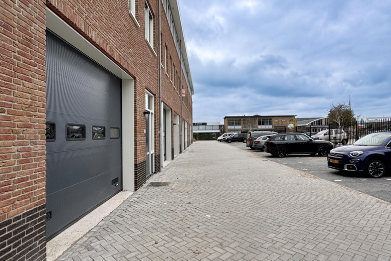 BedrijfsruimteaanNijverheidslaan 10 L<br/> inWeesp BedrijfsruimteaanNijverheidslaan 10 L<br/> inWeesp