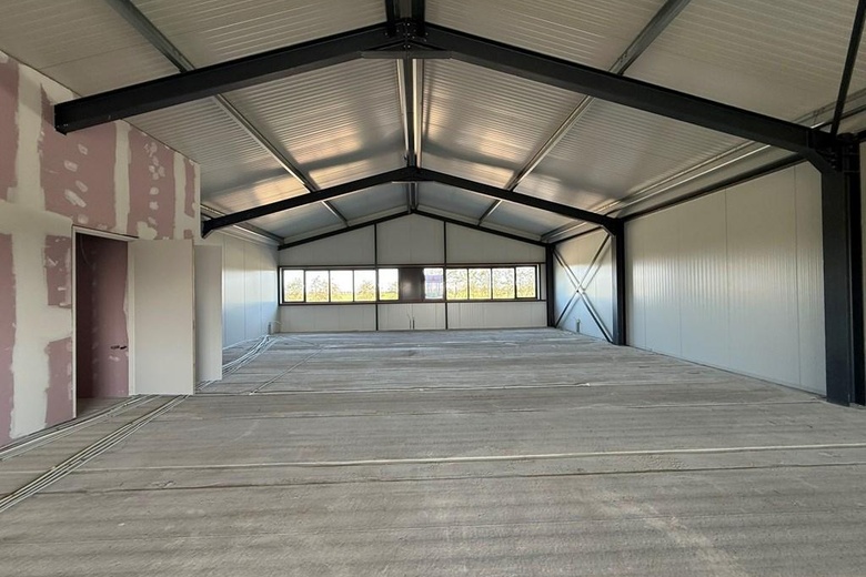 WinkelruimteaanHaarlemmerstraatweg 71 D<br/> inHalfweg