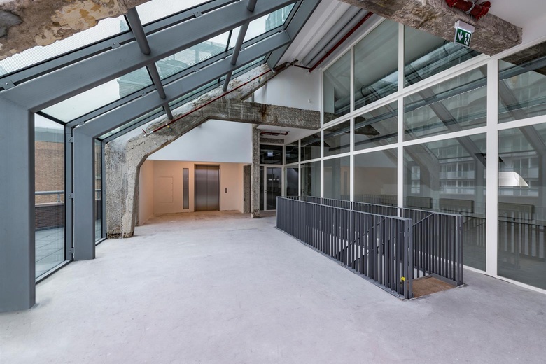 KantoorruimteaanCoolsingel 135<br/> inRotterdam KantoorruimteaanCoolsingel 135<br/> inRotterdam