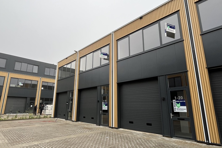 BedrijfsruimteaanGroningenhaven 1 19<br/> inNieuwegein BedrijfsruimteaanGroningenhaven 1 19<br/> inNieuwegein
