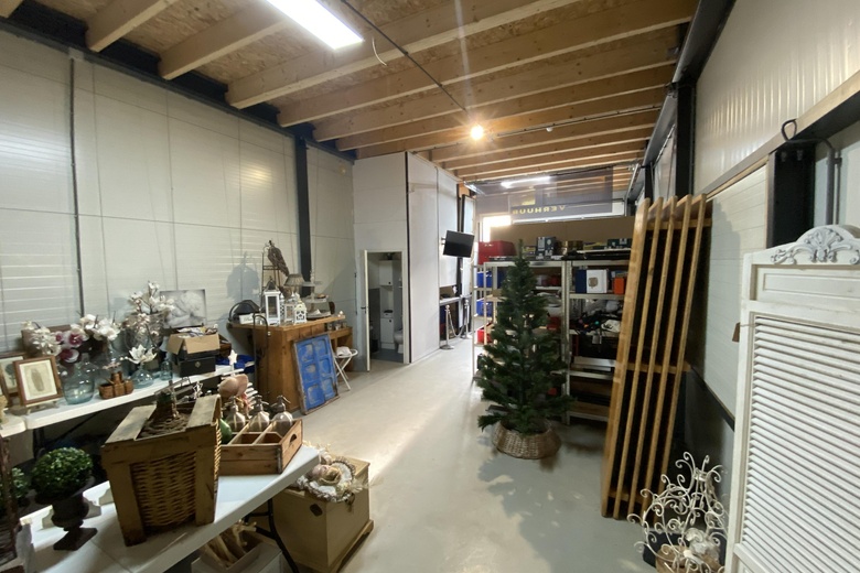 BedrijfsruimteaanGordingweg 7 A<br/> inAlmere