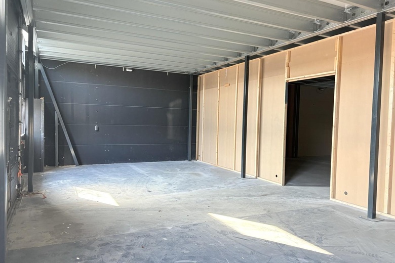 BedrijfsruimteaanHoofdveste 20 - 22<br/> inHouten