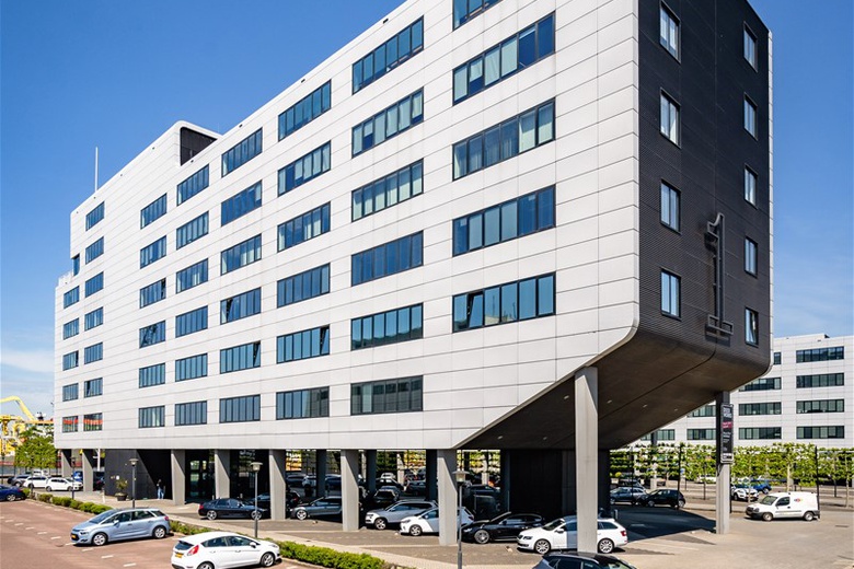 KantoorruimteaanWaalhaven O.z. 83 A<br/> inRotterdam