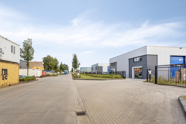 BedrijfsruimteaanBinnenhaven 50 12<br/> inEnschede BedrijfsruimteaanBinnenhaven 50 12<br/> inEnschede