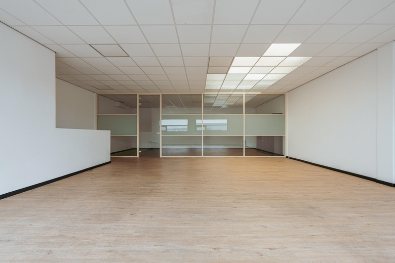 BedrijfsruimteaanHandelsweg 31<br/> inUithoorn