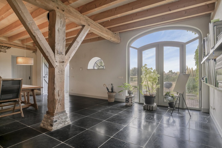 KantoorruimteaanZwanenburgseweg 6 a<br/> inHeeswijk