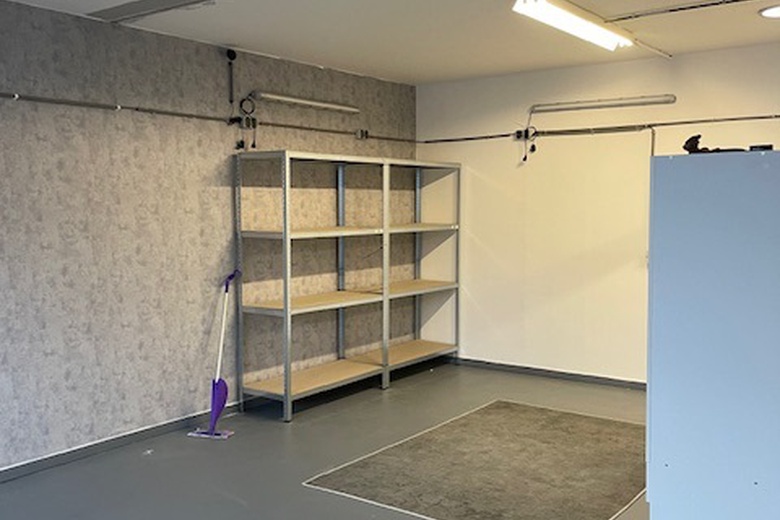 BedrijfsruimteaanSiloweg 638<br/> inDen Bosch BedrijfsruimteaanSiloweg 638<br/> inDen Bosch