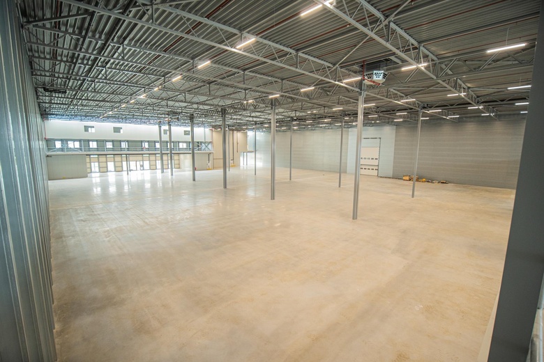 BedrijfsruimteaanAirborne Avenue 77<br/> inHoofddorp BedrijfsruimteaanAirborne Avenue 77<br/> inHoofddorp