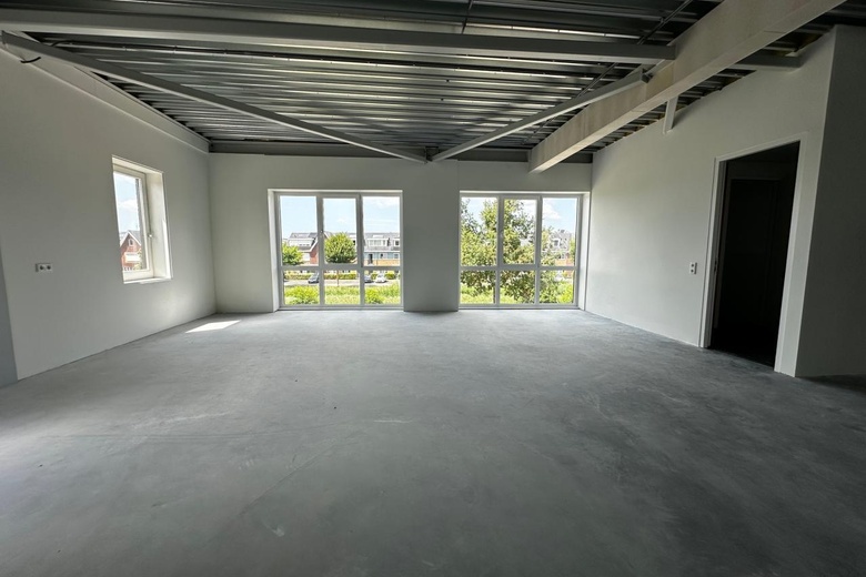 BedrijfsruimteaanVan der Waalsstraat 42<br/> inZoetermeer BedrijfsruimteaanVan der Waalsstraat 42<br/> inZoetermeer