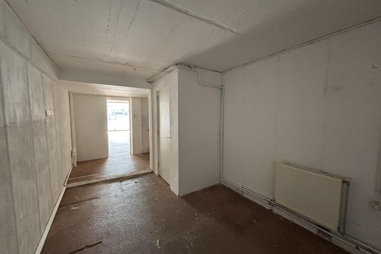 WinkelruimteaanDumasstraat 263<br/> inRotterdam