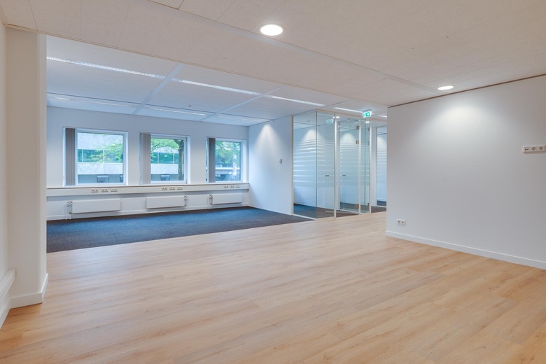 KantoorruimteaanStadhuisplein 10<br/> inEindhoven KantoorruimteaanStadhuisplein 10<br/> inEindhoven
