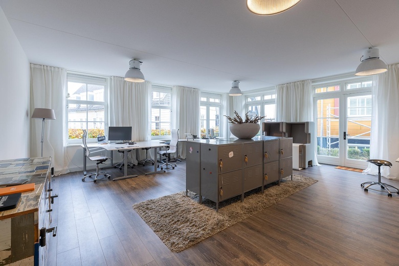 KantoorruimteaanZwaardklamp 7<br/> inHuizen KantoorruimteaanZwaardklamp 7<br/> inHuizen