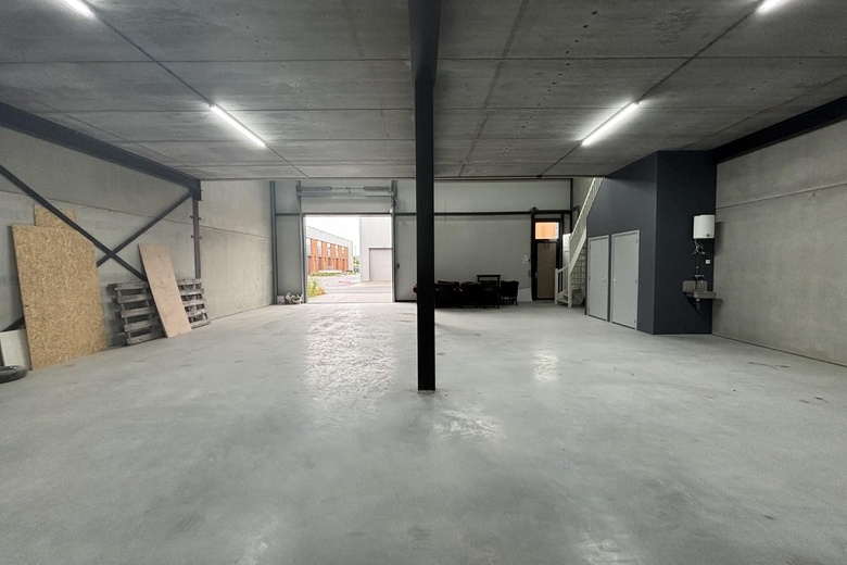 BedrijfsruimteaanAgriport 9 18<br/> inMiddenmeer