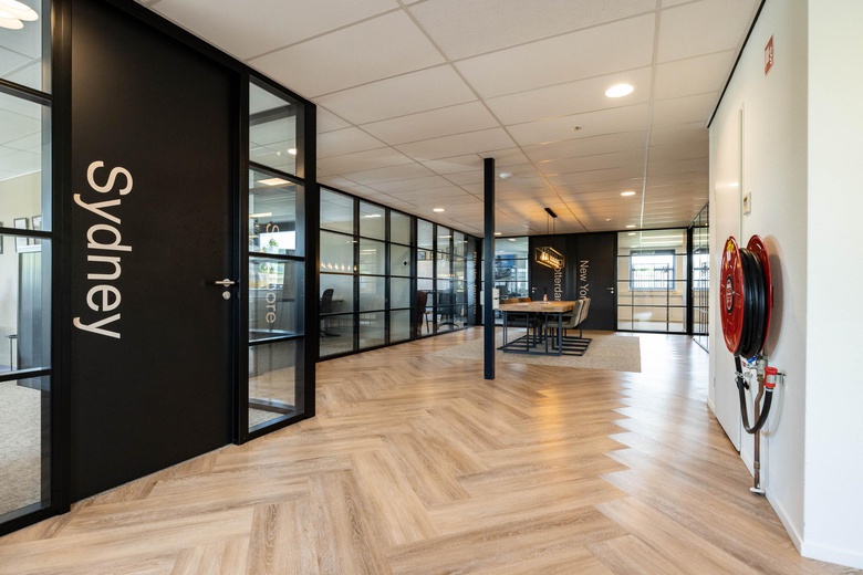KantoorruimteaanStevinweg 5 - 7<br/> inSpijkenisse KantoorruimteaanStevinweg 5 - 7<br/> inSpijkenisse