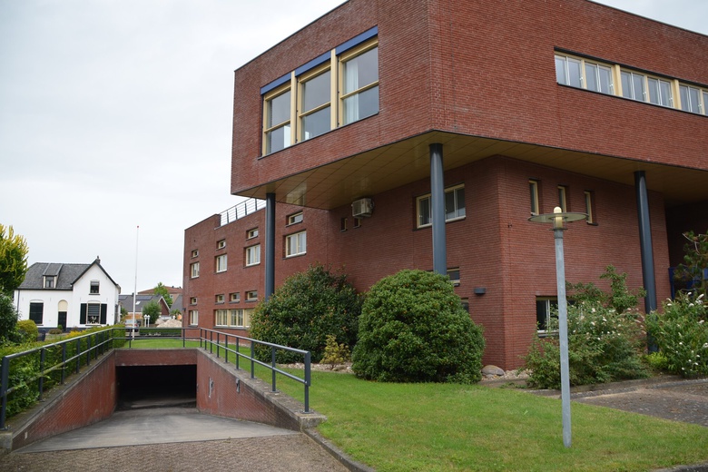 KantoorruimteaanDr. Grashuisstraat 8 -10<br/> inZelhem KantoorruimteaanDr. Grashuisstraat 8 -10<br/> inZelhem