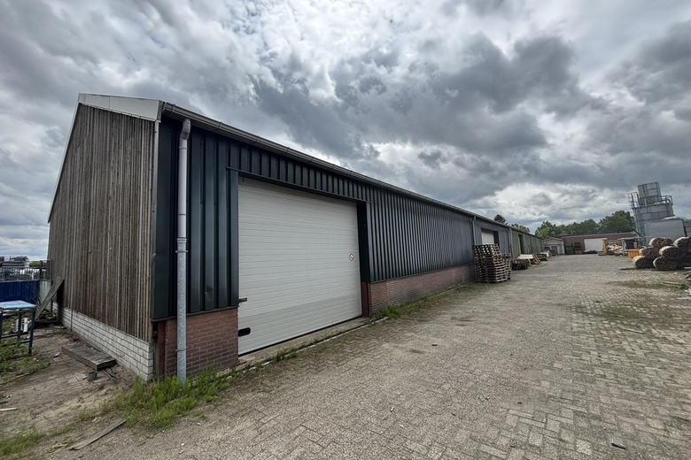 BedrijfsruimteaanRetselseweg 2<br/> inHeeswijk
