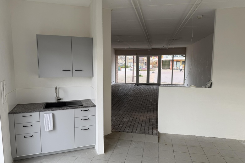 WinkelruimteaanLindenplein 8<br/> inTer Aar