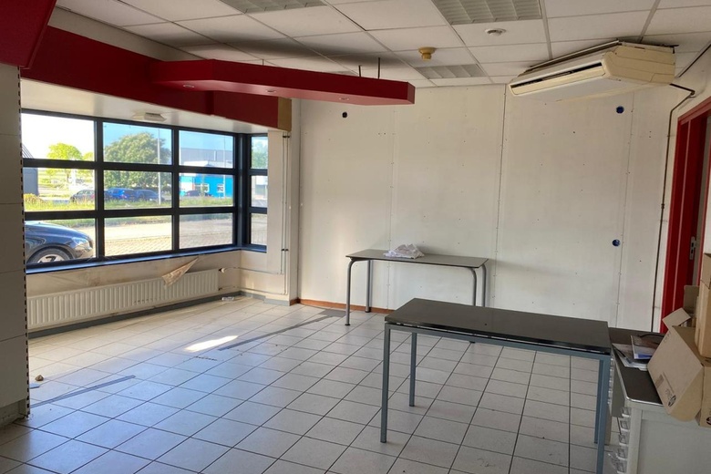 BedrijfsruimteaanKleine Zelkeweg 4<br/> inZierikzee BedrijfsruimteaanKleine Zelkeweg 4<br/> inZierikzee