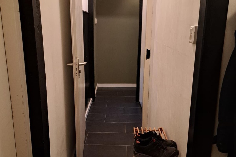 WinkelruimteaanGentsevaartstraat 33<br/> inAxel