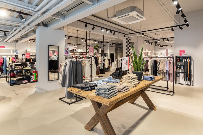 WinkelruimteaanMakado-Center 12<br/> inAlblasserdam