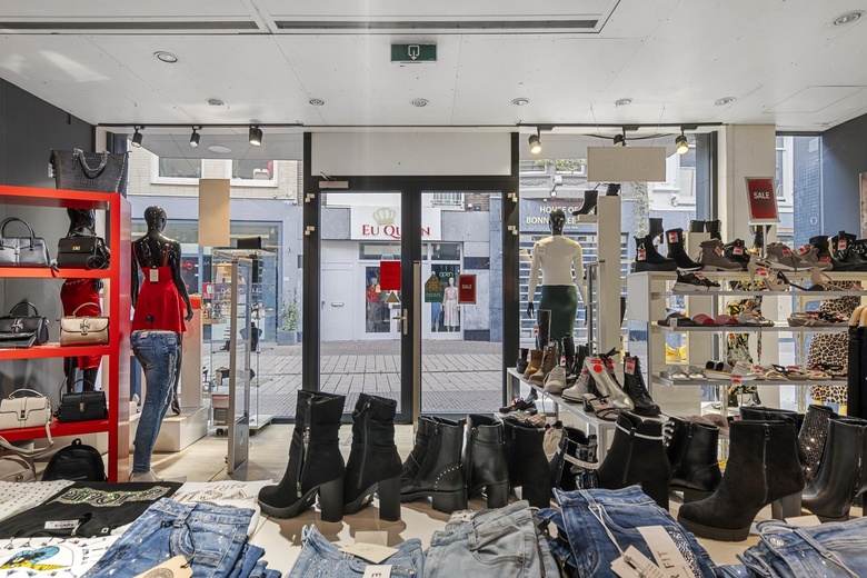 WinkelruimteaanRijnstraat 48<br/> inArnhem WinkelruimteaanRijnstraat 48<br/> inArnhem