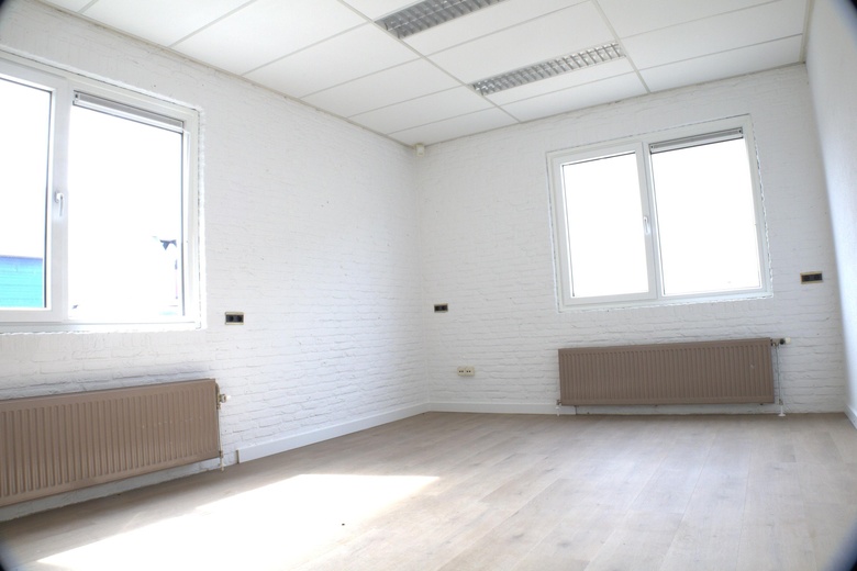 KantoorruimteaanKalkovenweg 36<br/> inAlphen aan den Rijn KantoorruimteaanKalkovenweg 36<br/> inAlphen aan den Rijn