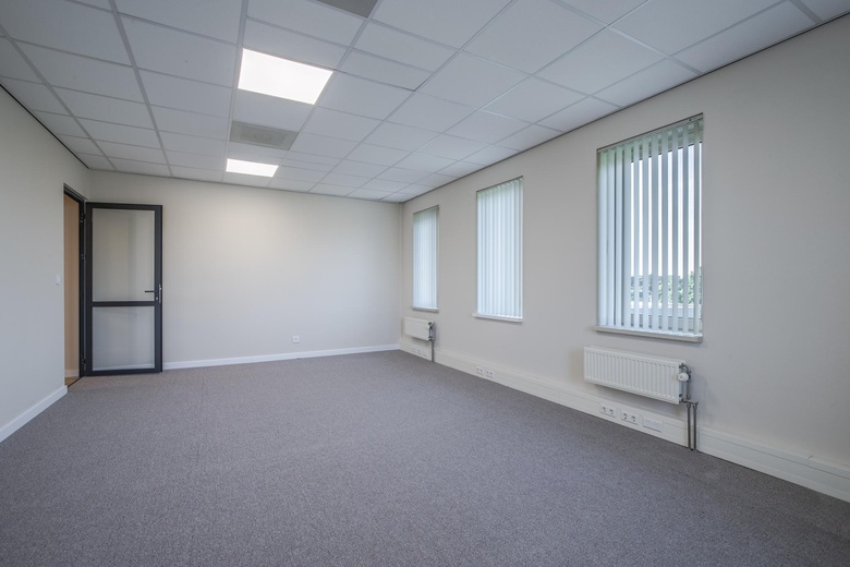 KantoorruimteaanMercurion 24<br/> inZevenaar KantoorruimteaanMercurion 24<br/> inZevenaar