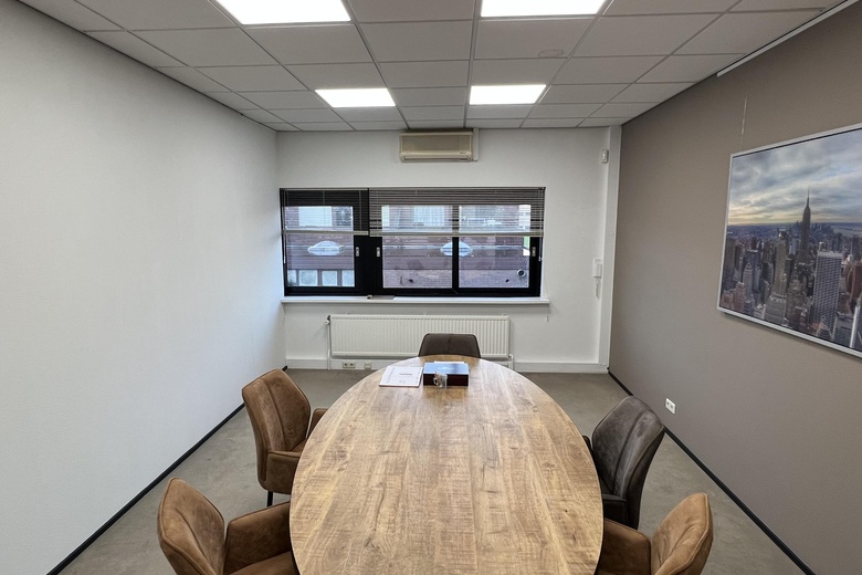 KantoorruimteaanFokkerstraat 18<br/> inReeuwijk