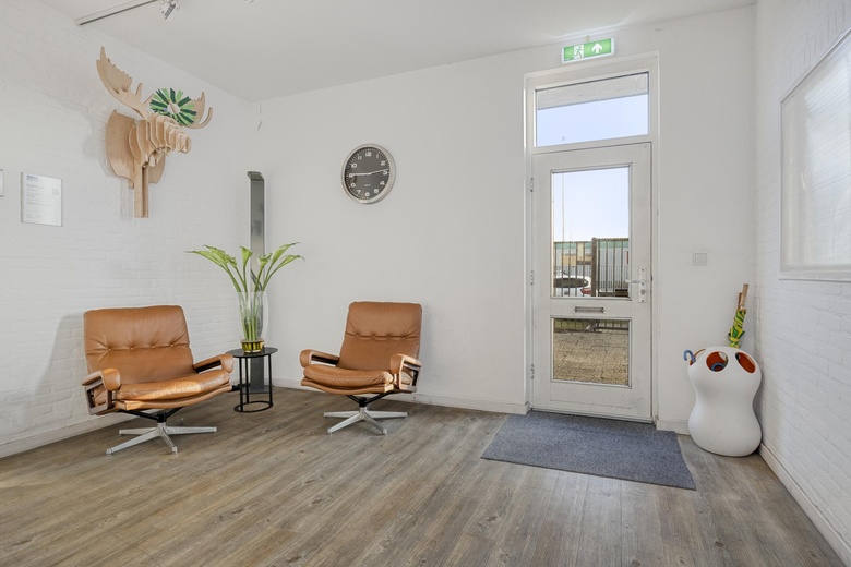 BedrijfsruimteaanSchouwslootweg 7<br/> inWaalwijk