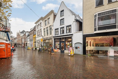 Bekijk foto 2 van Broederenstraat 31