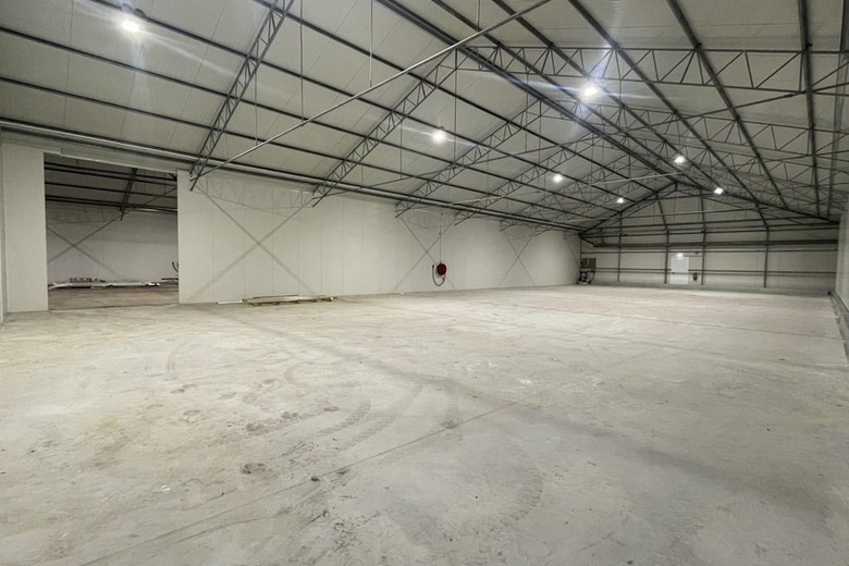 BedrijfsruimteaanOosteinderweg 457 L<br/> inAalsmeer