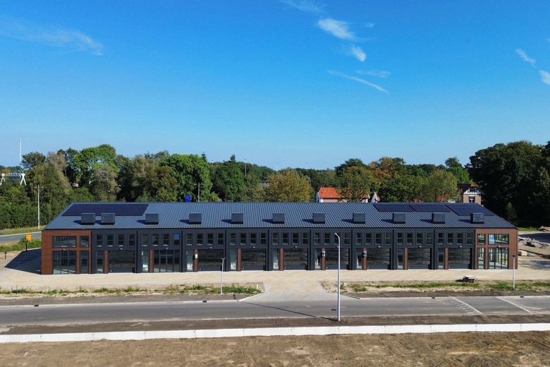 Bekijk foto 1 in  aan de  in 