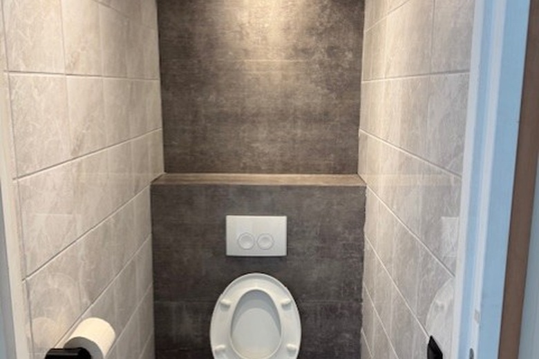 BedrijfsruimteaanProduktiestraat 55<br/> inVlaardingen