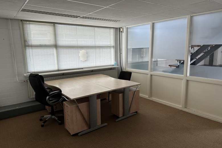 BedrijfsruimteaanNeutronstraat 7 7<br/> inGroningen