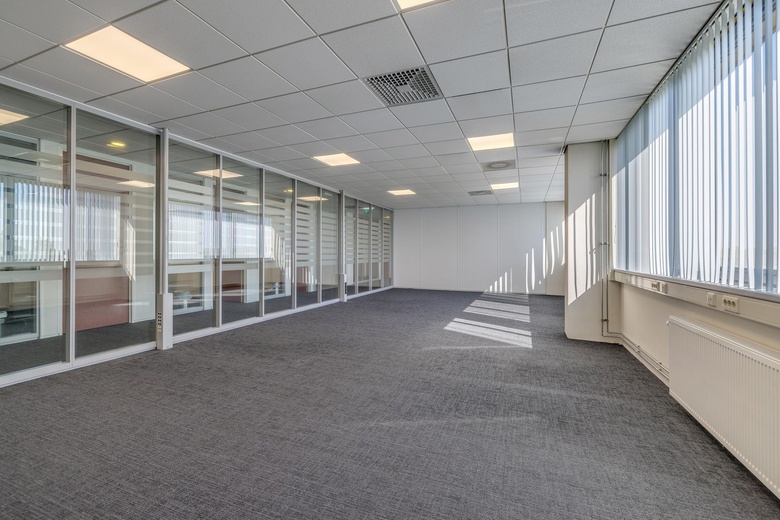 KantoorruimteaanRessenerbroek 24 a<br/> inHeteren KantoorruimteaanRessenerbroek 24 a<br/> inHeteren