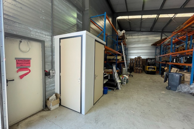 BedrijfsruimteaanSmoutweg 4 5<br/> inSluis