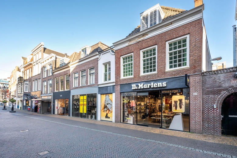 Bekijk foto 22 in  aan de  in 