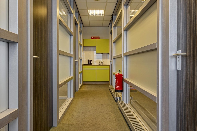 KantoorruimteaanCelsiusweg 18 e<br/> inElst KantoorruimteaanCelsiusweg 18 e<br/> inElst
